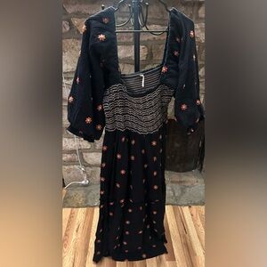 (NWT) Free People Black Floral Smocked Dress XL Boho Puff Sleeve